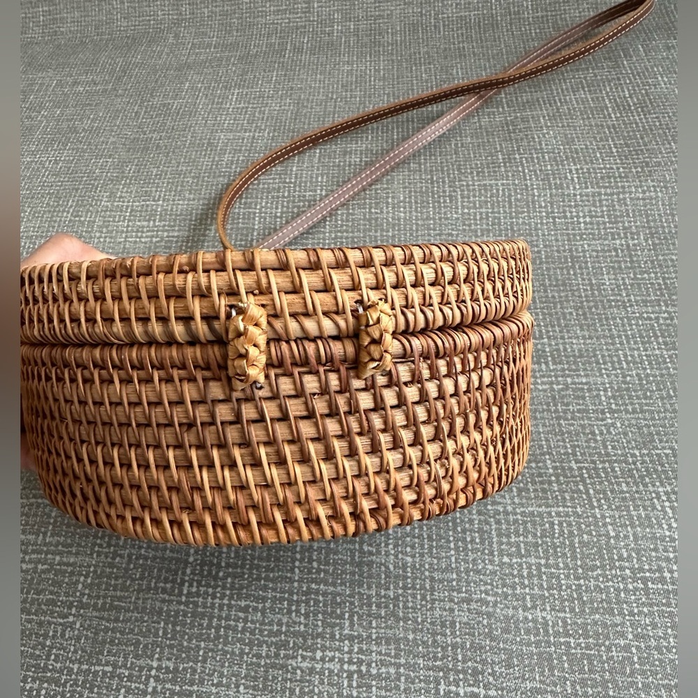 Wicker Round Rattan Woven straw bag Crossbody Purse Brown - Picture 9 of 13